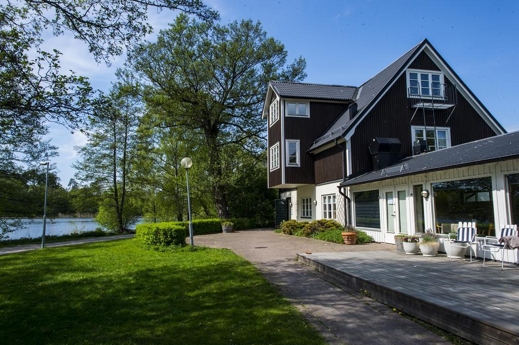 Hotell Sjoevillan Upplands-Väsby Kültér fotó