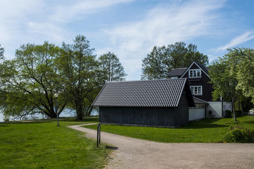 Hotell Sjoevillan Upplands-Väsby Kültér fotó